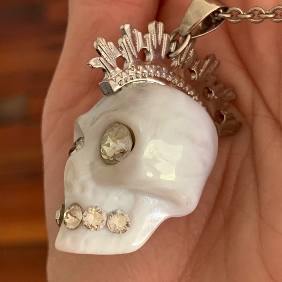 💥SOLD💥McQueen Necklace - Picture 3 of 8